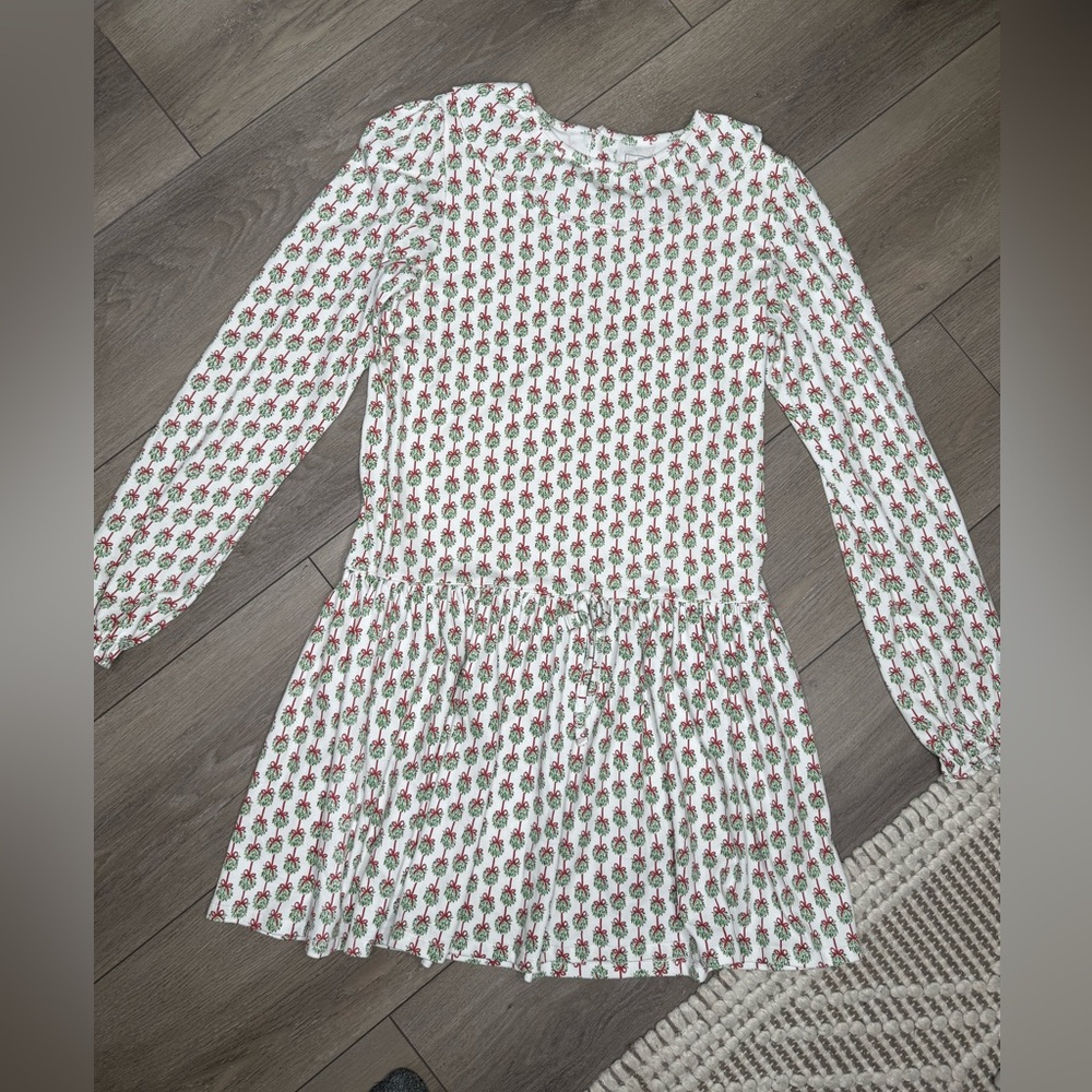 Lila and Hayes Adorable Mistletoe & Bow Dress - Size 14 Like NEW